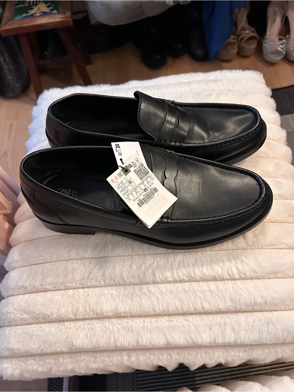 Zara Black Penny-Style Slip-On Loafers